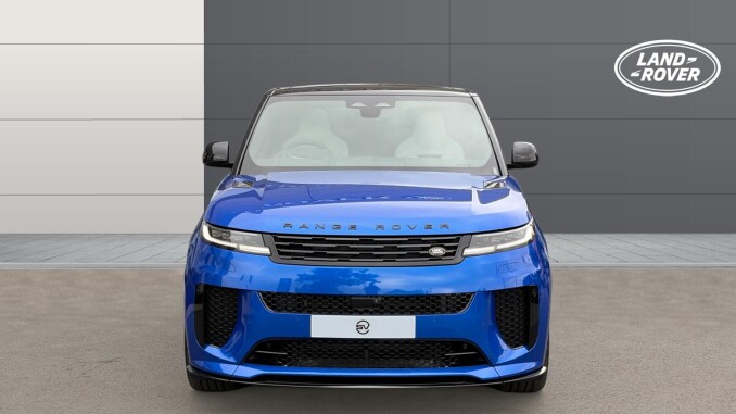 Land Rover Range Rover Sport 4.4 P635 V8 SV Ultimate Edition 5dr Auto Petrol Estate - Image 7